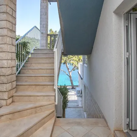 Madirazza Apartment *
