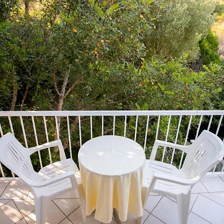 Madirazza Apartment *